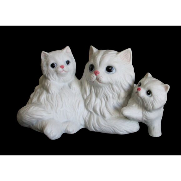 Homco White Ceramic Cat Family Figurine Mother & Kittens Vintage Collectible - Picture 1 of 8